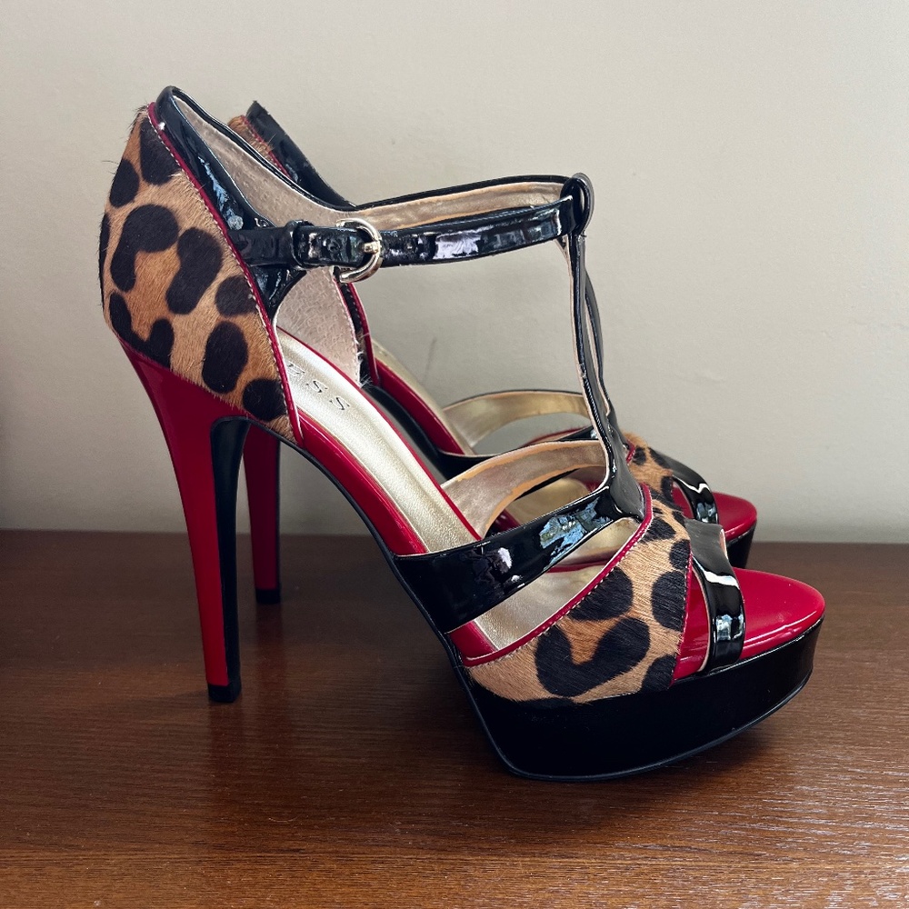 Sexy GUESS Red Patent Leather and Leopard Platform Heels